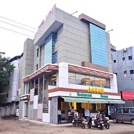 Hotel Aaram Umargām Exteriör bild